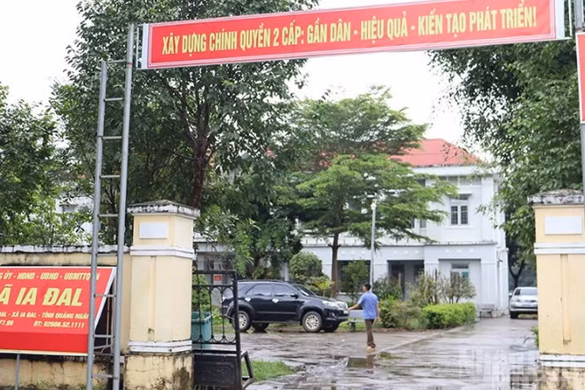 Để thực hiện chính sách tinh gọn bộ máy, tỉnh Quảng Ngãi đã chi trả hơn 3.126 tỷ đồng cho hơn 3.800 cán bộ nghỉ theo chế độ.