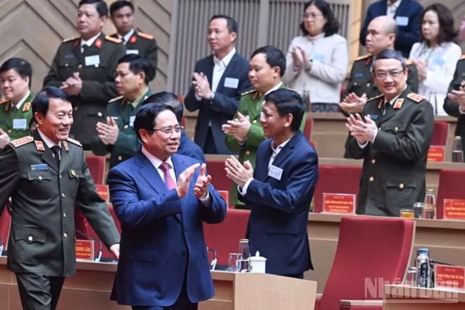 Thủ tướng Chính phủ Phạm Minh Chính tới dự và chủ trì Hội nghị Bảo đảm an ninh, trật tự phục vụ phát triển kinh tế-xã hội vùng đồng bằng sông Cửu Long. (Ảnh: TRẦN HẢI)