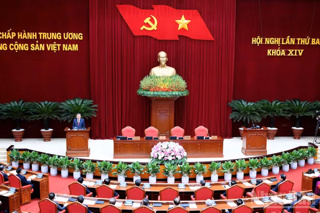Phiên bế mạc Hội nghị lần thứ ba Ban Chấp hành Trung ương Đảng khóa XIV. (Ảnh: ĐĂNG KHOA)