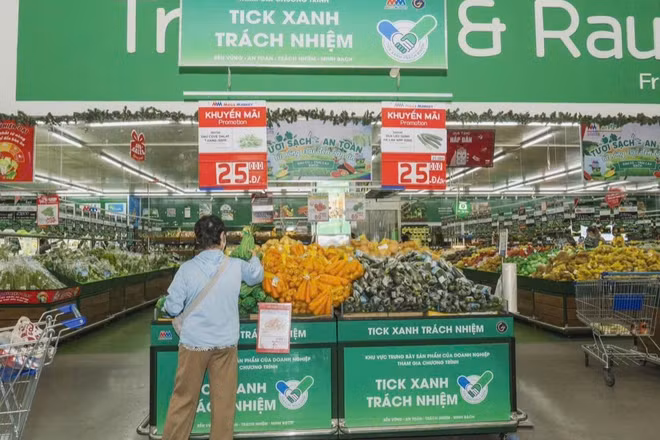 Ngành công thương Thành phố Hồ Chí Minh số hóa chuỗi an toàn thực phẩm qua "Tick xanh trách nhiệm". (Ảnh: MAI HUYÊN-MINH KHUYÊN)