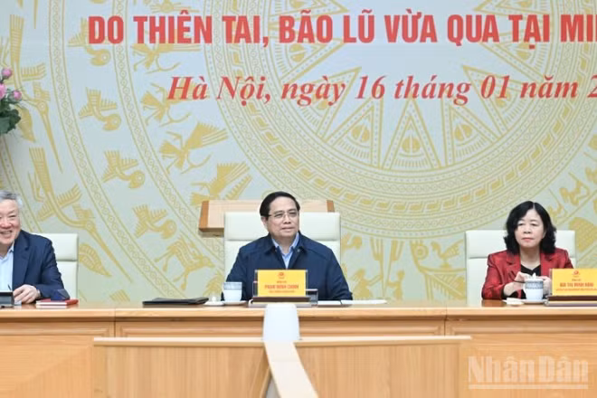 Thủ tướng Chính phủ Phạm Minh Chính chủ trì Hội nghị tổng kết "Chiến dịch Quang Trung". (Ảnh: TRẦN HẢI)
