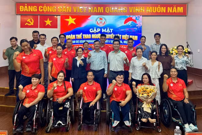 Trung tâm Huấn luyện Thể thao quốc gia Thành phố Hồ Chí Minh tổ chức gặp mặt, tiễn đoàn lên đường tham dự Asian Para Games 2026. (Ảnh: NL) 
