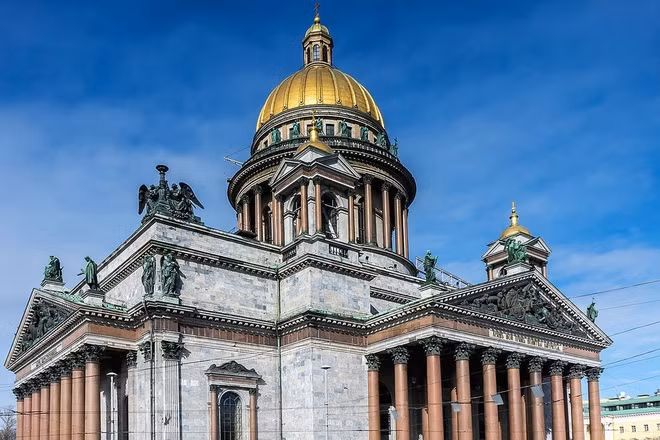 Nhà thờ Thánh Isaac được coi là biểu tượng khải hoàn của Saint Petersburg. (Ảnh: THÙY VÂN)