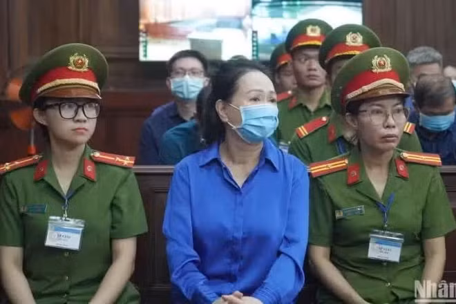 Xét xử vụ án Trương Mỹ Lan và đồng phạm. (Ảnh: ND)