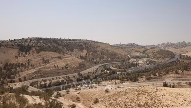 Một khu định cư của Israel ở Bờ Tây. (Ảnh: THX/TTXVN)