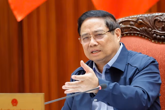 Thủ tướng Chính phủ Phạm Minh Chính cho ý kiến chỉ đạo họp Thường trực Chính phủ về một số nội dung quan trọng. (Ảnh: Trần Hải)