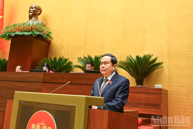 Chủ tịch Quốc hội Trần Thanh Mẫn phát biểu bế mạc Kỳ họp thứ nhất, Quốc hội khóa XVI. (Ảnh: DUY LINH)
