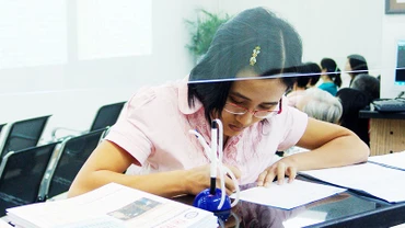 Mức thuế suất 20% đưa ra trong dự thảo đang là tâm điểm gây tranh cãi. Ảnh: NAM NGUYỄN
