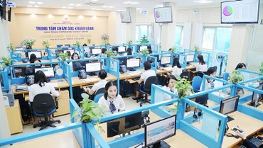 Trung tâm Chăm sóc khách hàng EVNHANOI. Ảnh: EVN