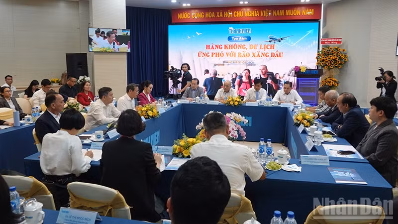 Quang cảnh buổi tọa đàm. (Ảnh: LINH BẢO)