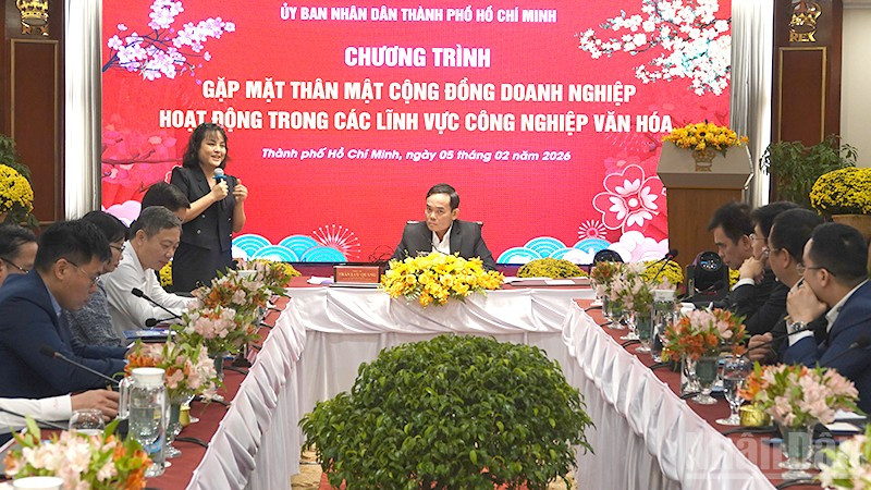 Quang cảnh buổi gặp mặt. (Ảnh: LINH BẢO)