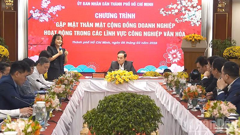 Quang cảnh buổi gặp mặt. (Ảnh: LINH BẢO)