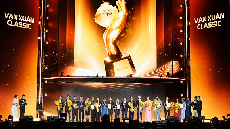 Quang cảnh lễ vinh danh và trao giải. (Ảnh: Ban Tổ chức)