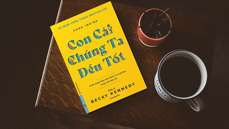 Bìa cuốn sách "Con cái chúng ta đều tốt". (Ảnh: LÊ QUỲNH).