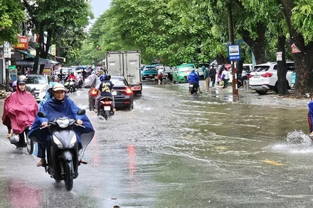 Thanh Hóa Mưa To Sáng 7/10 Gây Ngập Cục Bộ Đường Đô Thị Ở Thanh Hóa.