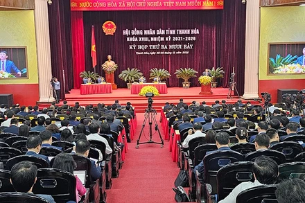 Quang cảnh kỳ họp thứ 37 Hội đồng nhân dân tỉnh Thanh Hóa.