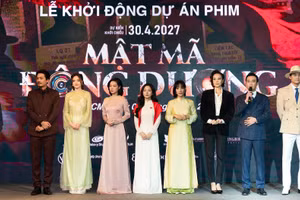 Các nghệ sĩ tham gia bộ phim. (Ảnh: Galaxy Studio)