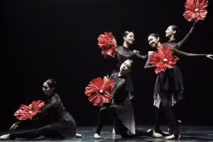 Một tiết mục trong "Mùa Hàn Quốc (Korea Season)".