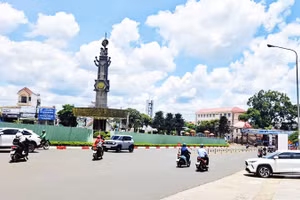 Dự án Cải tạo nút giao thông Phù Đổng (phường Pleiku) đang được triển khai, hứa hẹn mở ra không gian phát triển mới cho khu vực.
