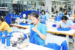 Hiệp hội Dệt may Việt Nam vẫn duy trì được mức xuất siêu 9,2 tỷ USD. Ảnh: NAM NGUYỄN
