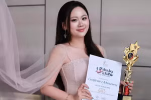 Ca sĩ Lưu Hương Thảo và giải thưởng tại Asia Arts Festival.