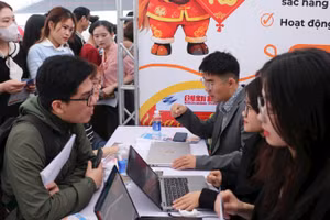 Ngày hội việc làm tỉnh Nghệ An đợt 1 năm 2026 thu hút hơn 1.700 người đến tham dự.