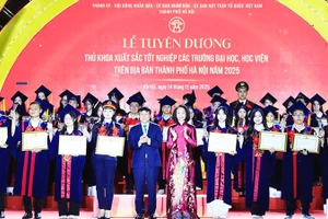 Hà Nội xây dựng chính sách hỗ trợ đào tạo 1.000 tiến sĩ