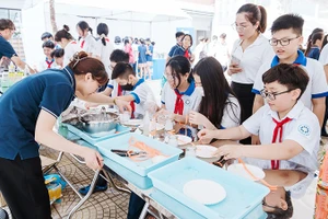 Ngày hội STEM được tổ chức tại Trường THCS Hoàng Mai (Hà Nội). 