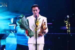 SOOBIN Hoàng Sơn được trao 3 giải Cống hiến tại mùa giải năm 2025.