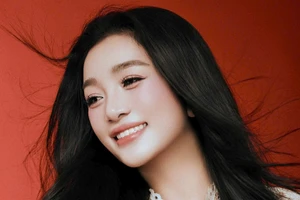 Phạm Thu Hà: “Ở nơi cần sự chân thành, tôi không cho phép mình được thử"