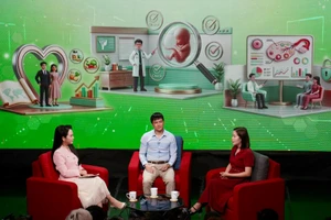 Các chuyên gia chia sẻ về sức khỏe sinh sản tại Tọa đàm. (Ảnh: Ban tổ chức)