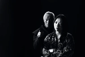 Hai cha con nghệ sĩ Đào Anh Khánh và CAT. (Ảnh: NVCC)