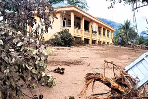 Sau lũ, Trường phổ thông dân tộc bán trú tiểu học Mỹ Lý 2 bị hư hỏng nghiêm trọng, không còn sử dụng được nữa.