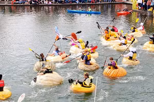 Cuộc đua thuyền bí ngô