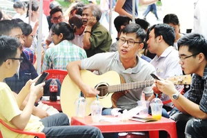 Quán sinh viên. Ảnh: NAM ANH