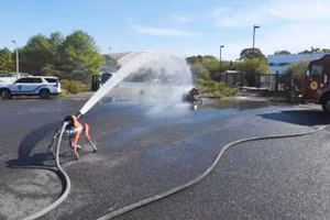 Chó robot chữa cháy