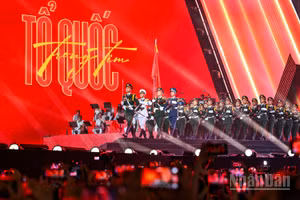 [Ảnh] Nhìn lại những khoảnh khắc thăng hoa tại concert quốc gia "Tổ quốc trong tim"