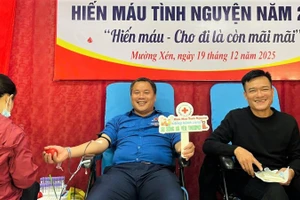  Hành động hiến máu không chỉ là sự sẻ chia về vật chất mà còn là biểu hiện của lòng nhân hậu, tinh thần trách nhiệm và tình yêu thương giữa con người với con người.