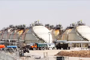 Một cơ sở lọc dầu tại Iran. Ảnh: AP