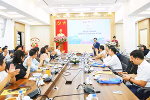 Quang cảnh tọa đàm. Ảnh: SƠN HẢI