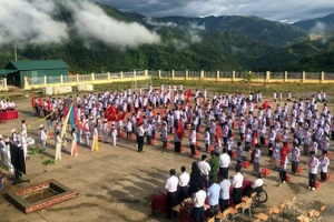 Khai giảng năm học mới tại Trường phổ thông dân tộc bán trú tiểu học và trung học cơ sở Pa Ủ (Lai Châu).