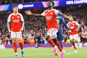 Sự trở lại đúng lúc của Bukayo Saka đã đưa Arsenal vào chung kết Champions League sau 20 năm.