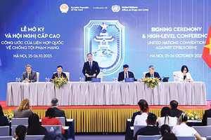 Lễ mở ký Công ước của LHQ về chống tội phạm mạng. Ảnh: BNG