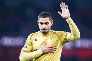 “Đỏ” như Arsenal