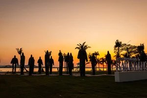 Triển lãm sắp đặt “Bạch Đằng” của nghệ sĩ Lê Hữu Hiếu tại Hạ Long. (Ảnh: NVCC)