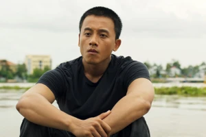 Mai Tài Phến giữ vai trò đạo diễn, biên kịch và diễn viên trong phim.