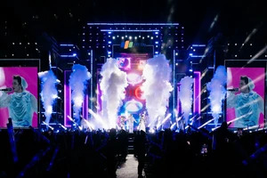 Nghệ sĩ Kay Trần trình diễn trong chương trình. (Ảnh: Ban tổ chức)