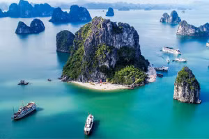 Vịnh Hạ Long.