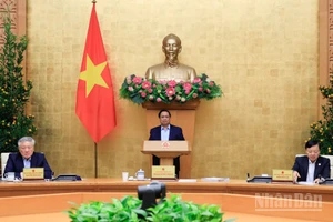 Thủ tướng Phạm Minh Chính phát biểu chỉ đạo tại phiên họp.