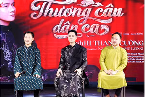 Nhạc sĩ Quang Long, ca sĩ AnhHi Thanh Cường và NSƯT Nguyễn Quang Hưng tại lễ ra mắt album.